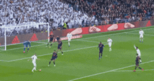 曼晚：曼联正在加紧追逐安德森，并希望与卡塞米罗降薪续约