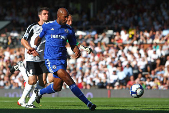 足球英超历史第2000场比赛达成