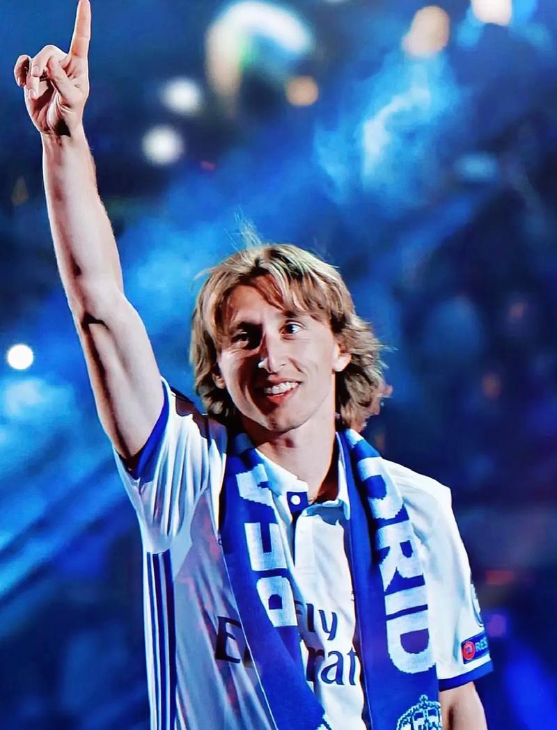 Tristan Mershon滑板长片《Singer Tower》首发片段